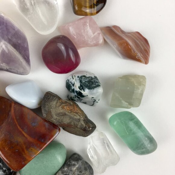 ✨Manifest and Healing Crystal Bundle ✨ - Picture 3 of 6